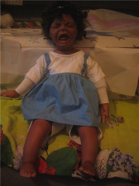 Разбилась фарфоровая кукла! Что делать