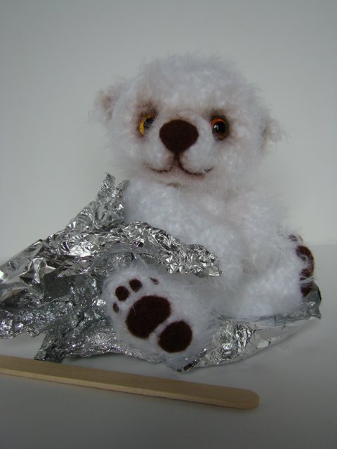 Мишка-эскимо. Игрушка вязанная крючком Ольги Чернухо