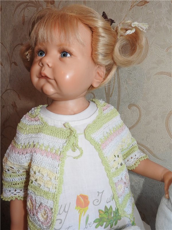 Трио в кардиганах. Куклы Hildegard Gunzel