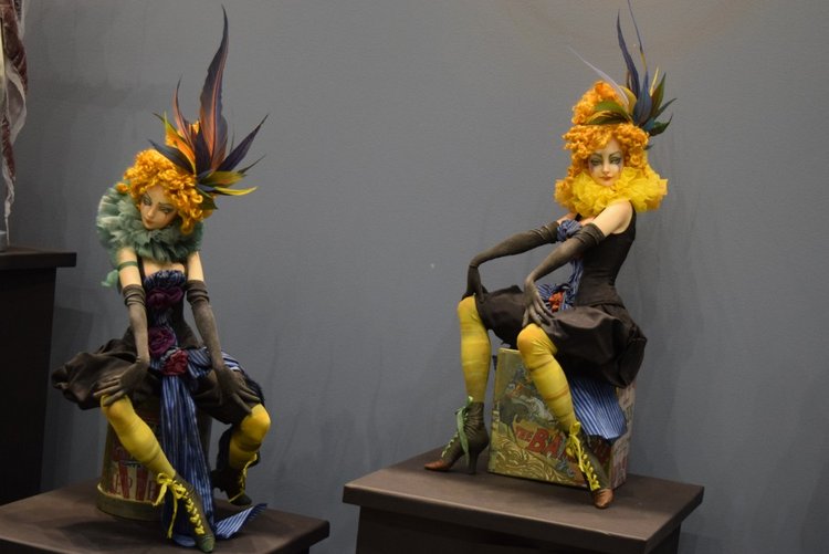 VII Московская международная выставка "Искусство Куклы". Портреты кукольной души или незримый диалог. Часть 2