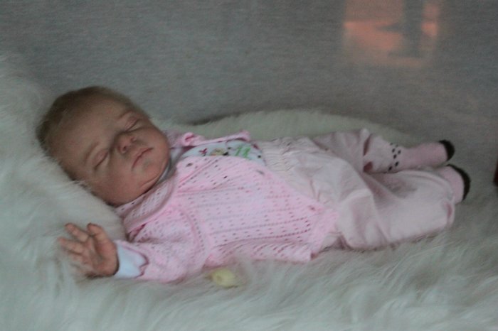 Спящий ангелок Ребекка. Кукла реборн Виктории Вишни