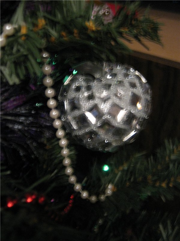 Фигурки изо "льда" (елочные игрушки 21 века)