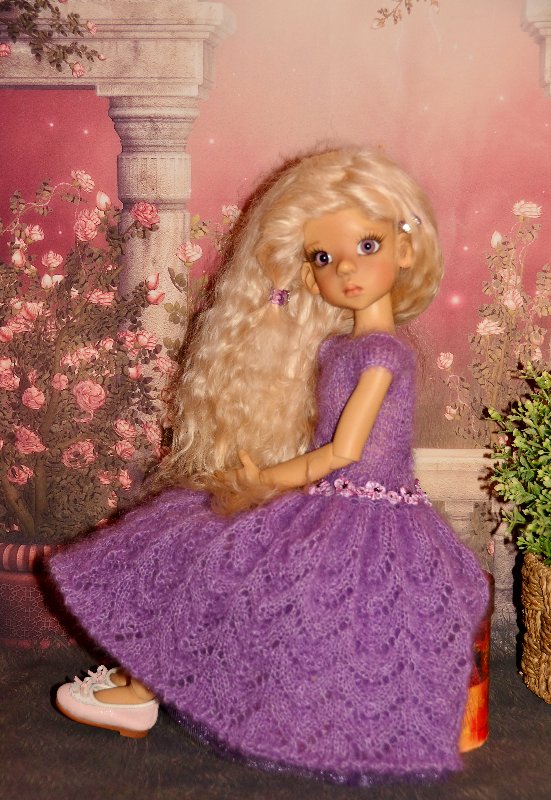 Весеннее обновление. Платья для кукол Kaye Wiggs