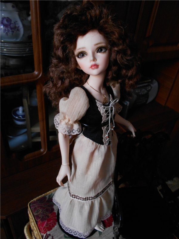 Как я с помощниками шила наряд для Аделины