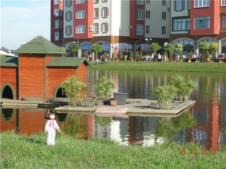 Первые прогулки Алисы — Фэшн