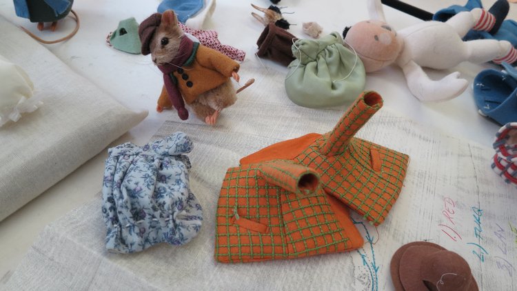 Впервые за 40 лет. День открытых дверей на кукольной фабрике R John Wright. Часть четвертая: Процесс производства. Окончание