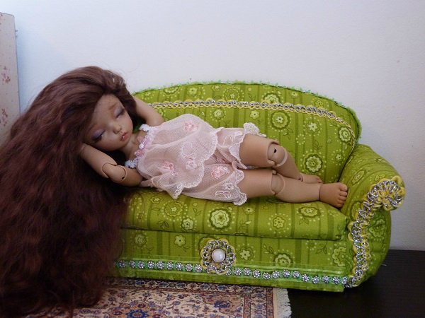 Разрешите представиться - Littlfee Lea, Литлфи Леа в тане (фото 3)