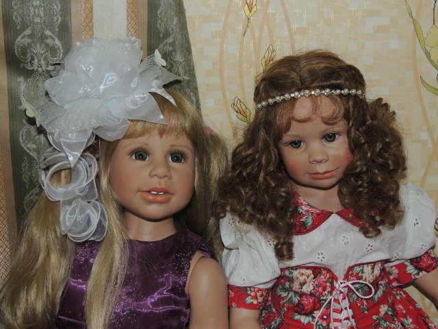 Вот и моя компания решила присоединиться к поздравлениям всех с Новогодними праздниками