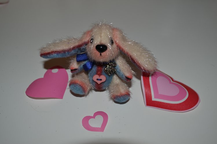 Сердца, цветы и шоколадный мишка