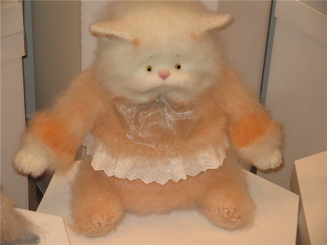 Медведи и их друзья на выставке "Искусство куклы" 2011