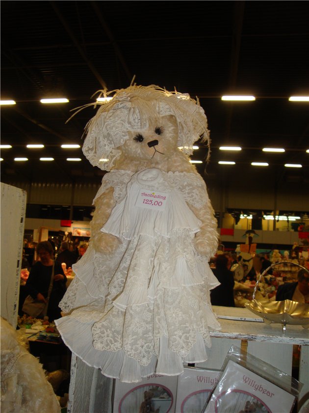 Международная выставка кукол в Ahoy Rotterdam (Нидерланды) 28-29 октября 2011 г. Часть вторая | Бэйбики Международная выставка кукол в Ahoy Rotterdam (Нидерланды) 28-29 октября 2011 г. Часть вторая (фото 7)