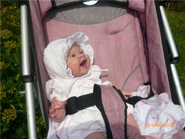 Лолочка гостит у бабушки Лены (фото 4)