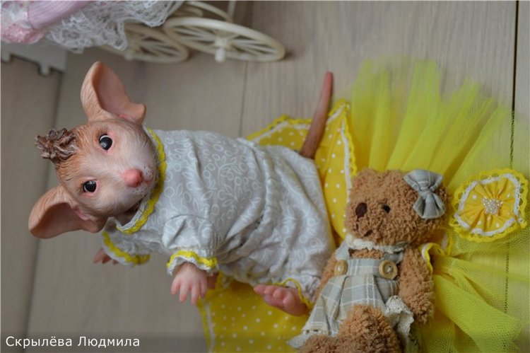 Мышка реборн, маленькая модель. Mouse Mascot от скульптора Sylvia Manning (фото 4)