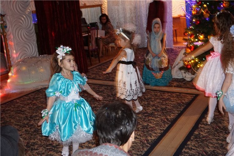 Кукла и ее девочка... После бала (фото 2)