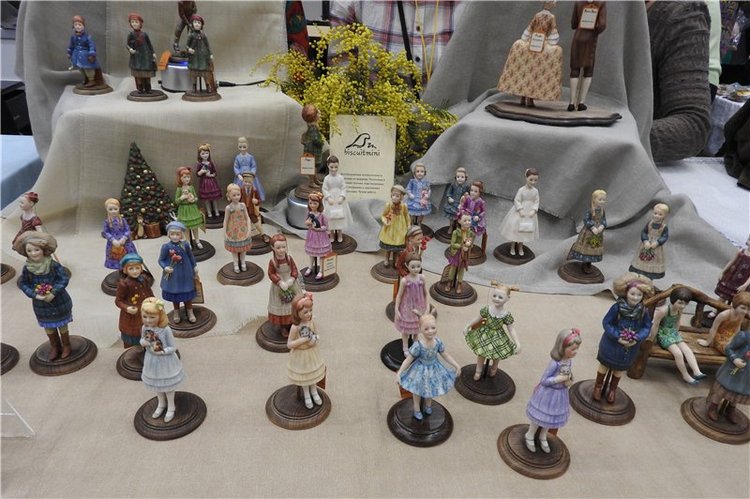 Экскурсия в страну чудес… Авторская кукла. Москва, Тишинка 2016