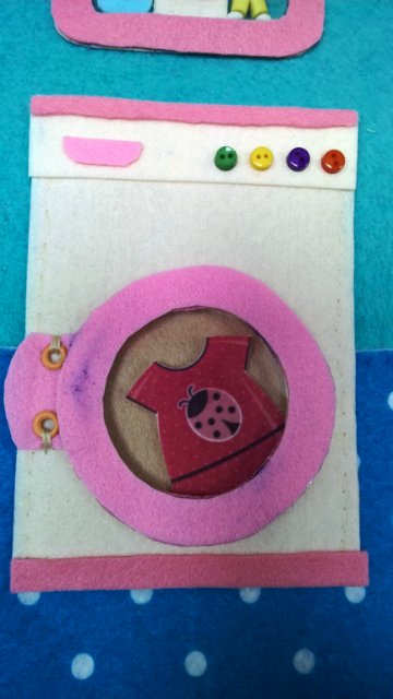 Кукла под подушкой, мамина любовь и кукольный домик-книжка для куклы из фетра | Бэйбики Кукла под подушкой, мамина любовь и кукольный домик-книжка для куклы из фетра