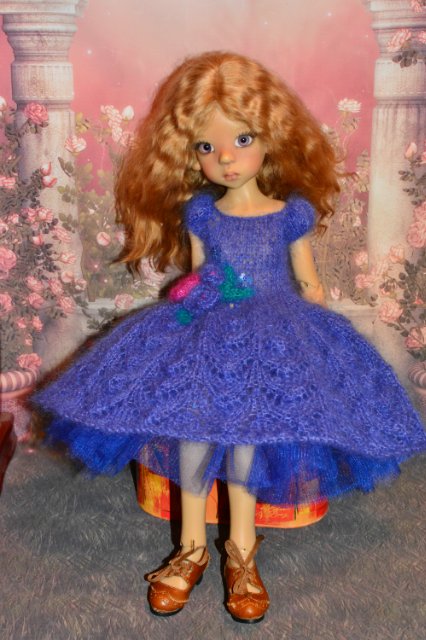 Весеннее настроение. Платья для кукол Kaye Wiggs