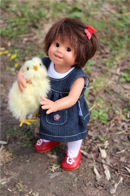 Весёлая семейка на прогулке