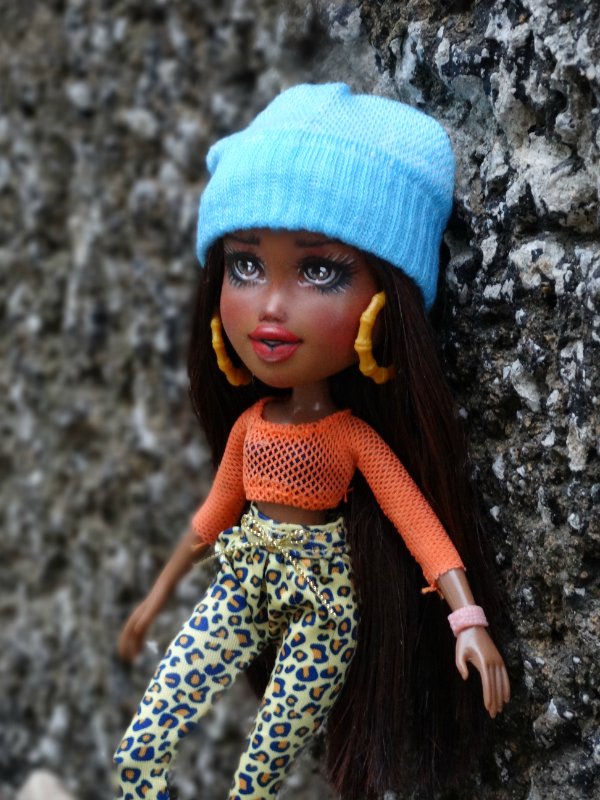 Мои девочки (перерисованные Братц 2015) вышли на улицу