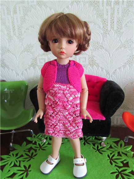 Новое вязаное платье нашего цветочка