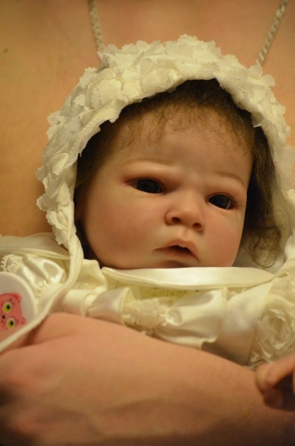 Кукла реборн Сабрина - маленький серьезный человечек (фото 2)