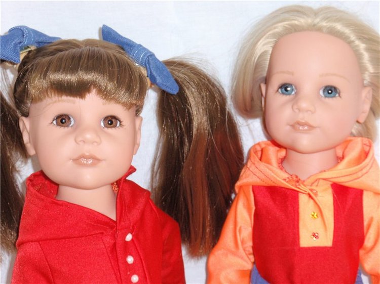 И мы и мы хотим поздравить наших мам, бабушек, тетушек, сестер и всех-всех женщин с самым женским Днем 8 Марта