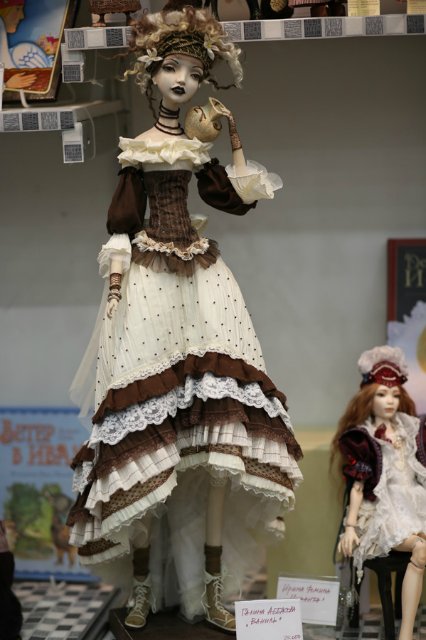 Лучше поздно, чем никогда! ХI Международный салон кукол. 1 октября 2015г