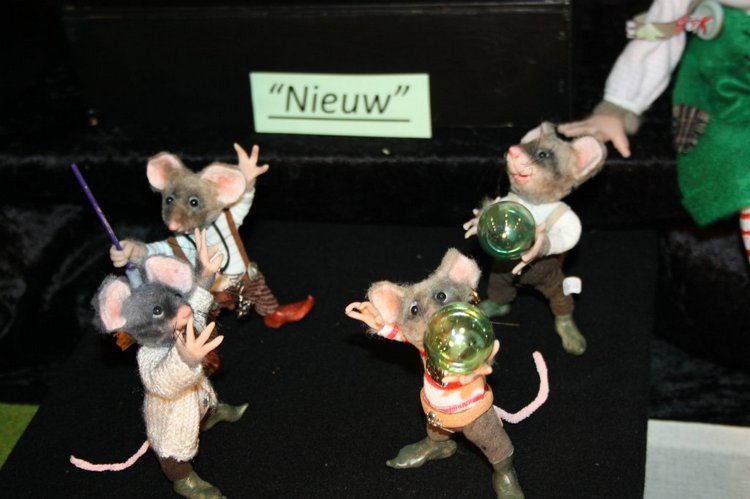 Выставка кукол, мишек тедди, кукольных домиков и миниатюры в Нидерландах 24-25 октября 2015 год. Шестая часть | Бэйбики Выставка кукол, мишек тедди, кукольных домиков и миниатюры в Нидерландах 24-25 октября 2015 год. Шестая часть