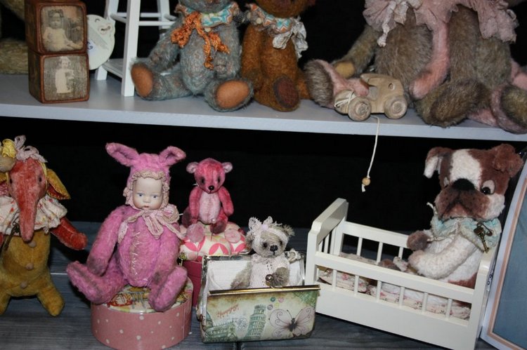 Выставка кукол, мишек тедди, кукольных домиков и миниатюры в Нидерландах. Продолжение