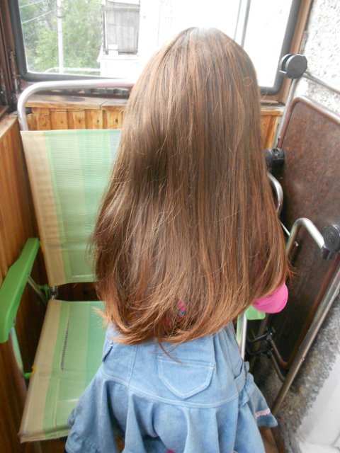 Во всех ты, милочка, паричках хороша