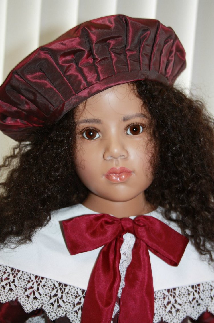 Первый показ новой коллекции 2016 года из резин от Hildegard Gunzel