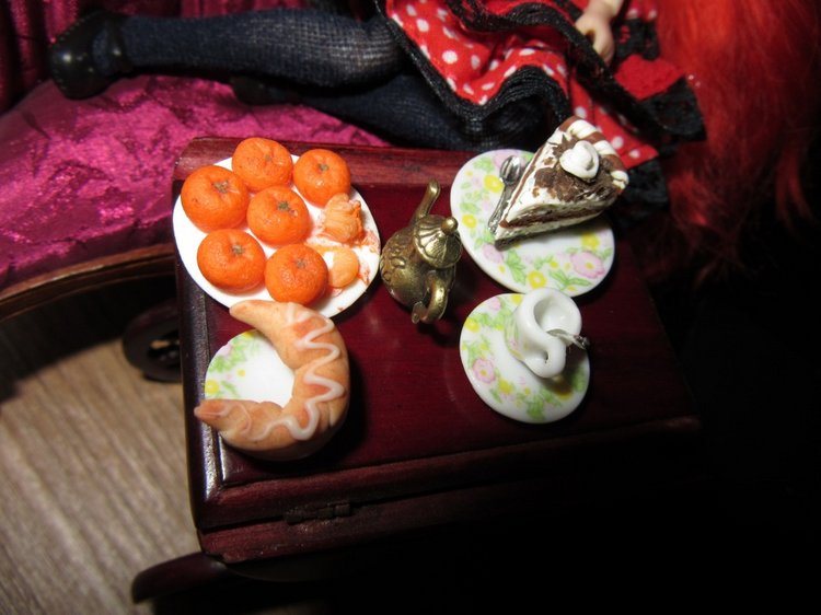 Вечерний просмотр фильма-классики "Иван Грозный". Первая любовь Грелль: новые чувства, новый костюм (фото 4)