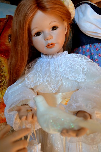 Malena от Vera Scholz и Susi Nissen от John Nissen по мотивам пьессы М. Матерлинка «Синяя Птица»