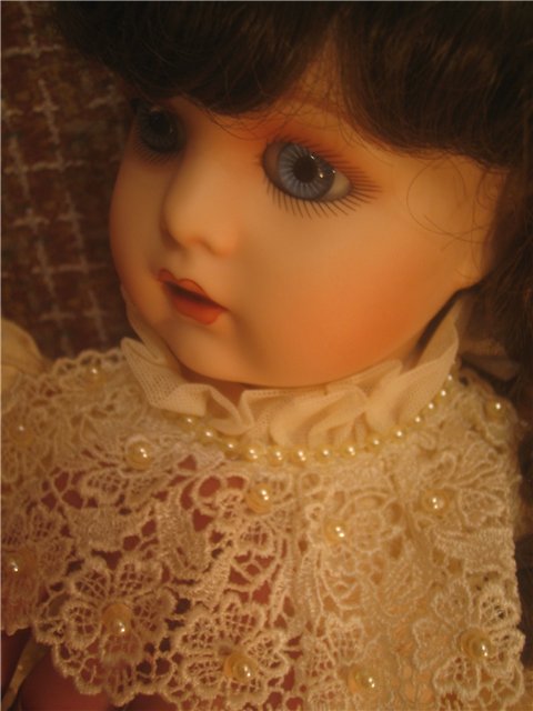 Невеста со старинного портрета - BEBE BRU от Patricia Loveless