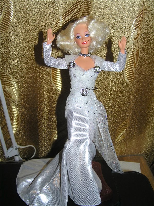 Моя Барби 90-х "Barbie Silver Screen" и ее небольшая история (фото 4)