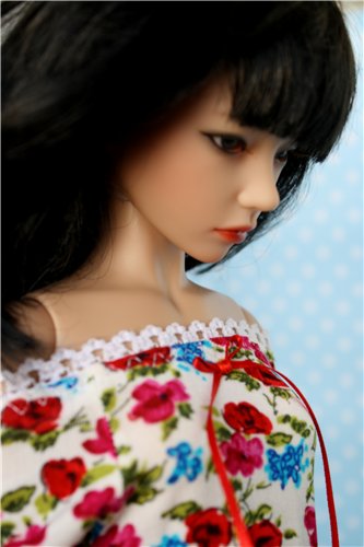 Гардероб для красавицы Леоны