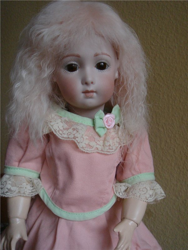 У моей Нюрочки новый парик (фото 6)