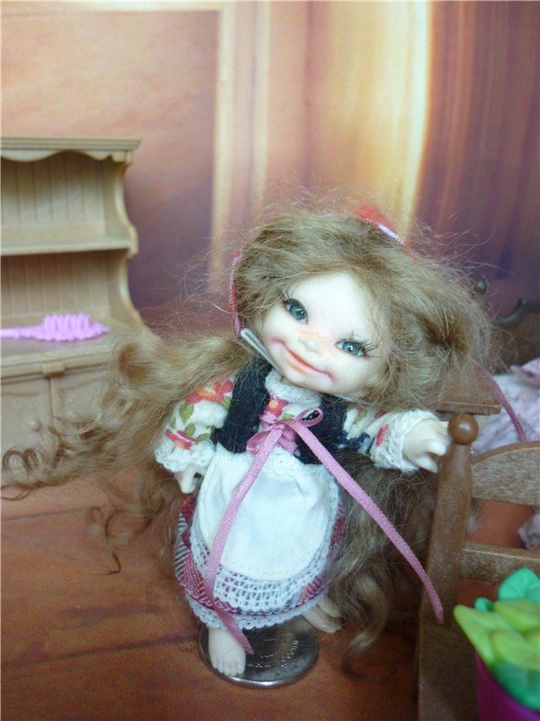 Красная Шапочка на ладошке - микро-костюм для Вареньки ( SoSo realpuki Fairyland) (фото 7)