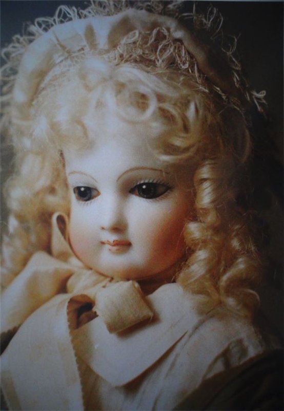 Антикварные куклы в тематических фотографиях (фото 4)