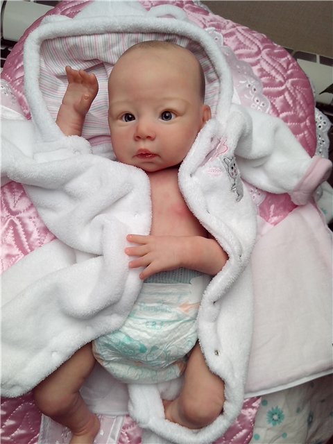 Любопытная малышка или неожиданный для меня молд