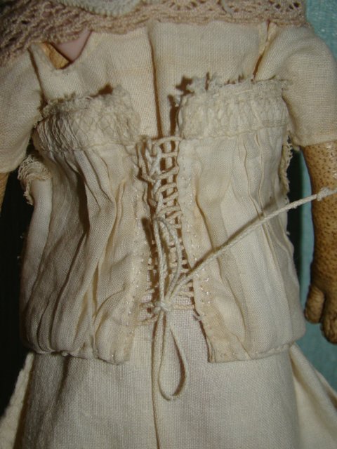 Антикварная карманная кукла Bähr & Pröschild на французском модном теле