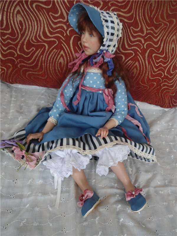 Моя первая авторская кукла - болтушка. Новенькие нового года (фото 7)