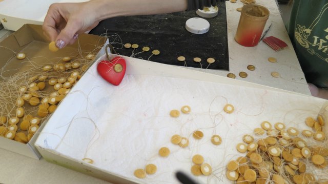 Впервые за 40 лет. День открытых дверей на кукольной фабрике R John Wright. Часть вторая: подарок, который я получила при