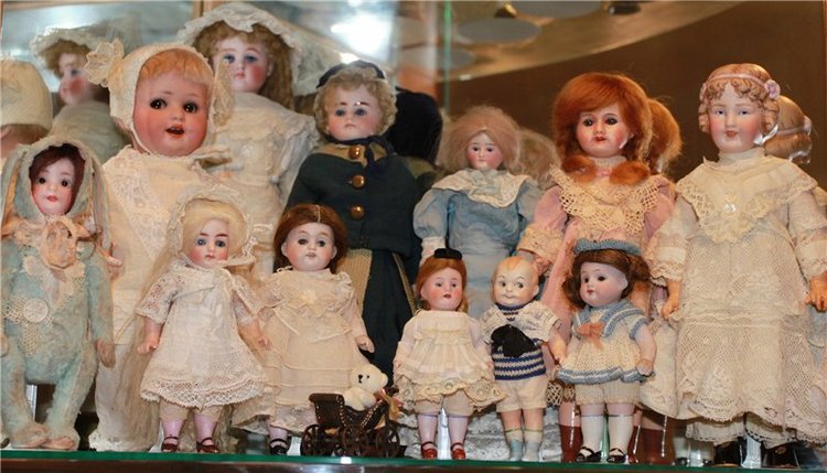 Антикварные куклы: французская кукла Unis и характерная немецкая кукла Revalo (фото 7)