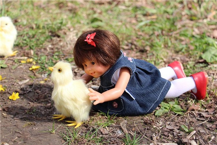 Весёлая семейка на прогулке