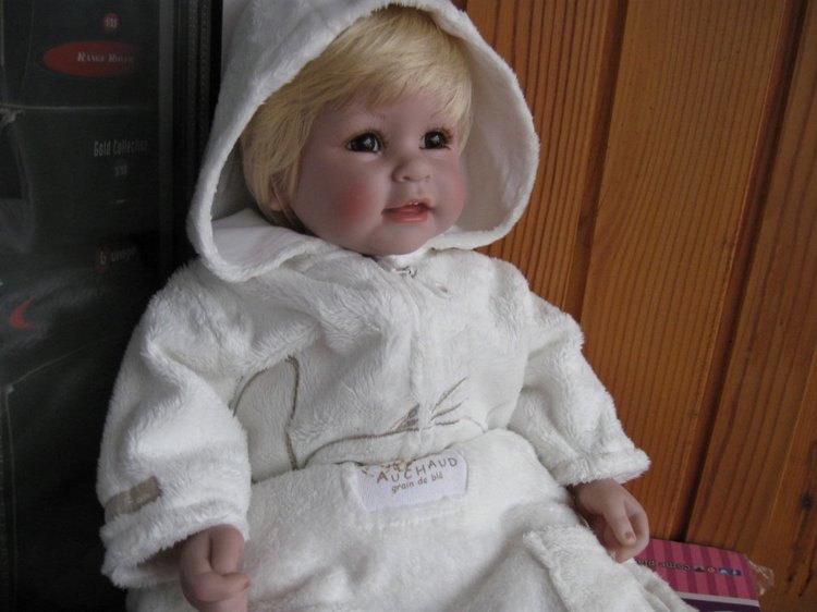 Разные детки Адора одного молда