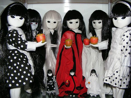 Любителям японского хоррора посвящается. Куклы Little Apple Dolls (фото 2)