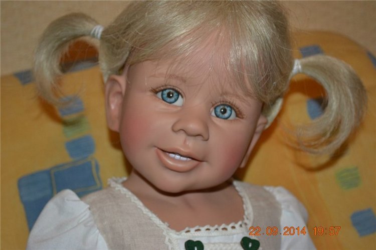 Sylvie от Monika Levenig. Ах, какие у нее глазки | Бэйбики Sylvie от Monika Levenig. Ах, какие у нее глазки