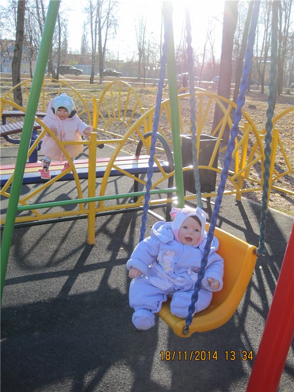 Две сестрёнки. Куклы Lee Middleton Лёля и Катюша