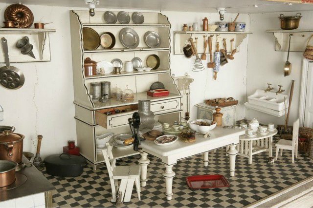 Старинный домик для дочки - самое начало XX века